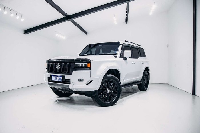2025 Toyota LANDCRUISER PRADO VX FROSTED WHITE