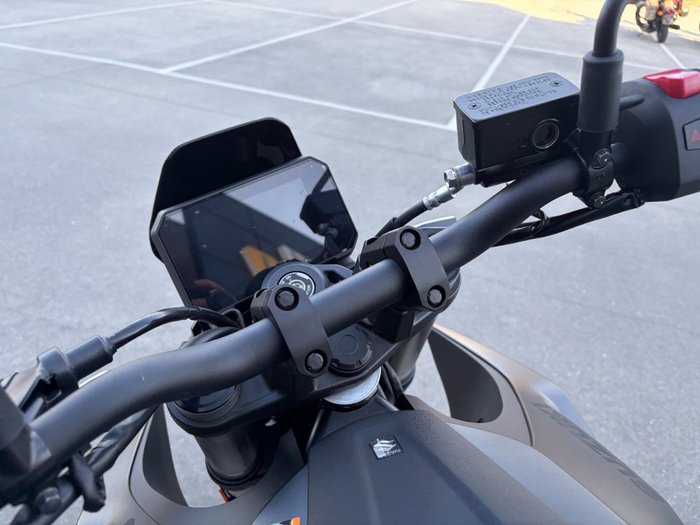 2023 Suzuki GSX-8S Black