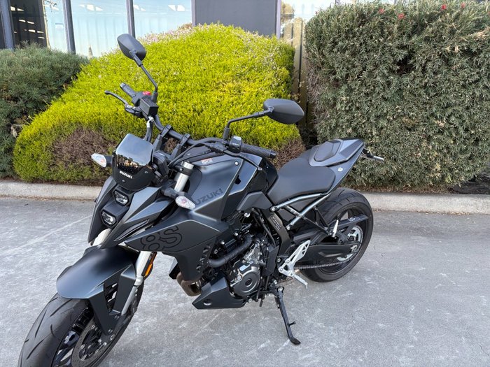 2023 Suzuki GSX-8S Black