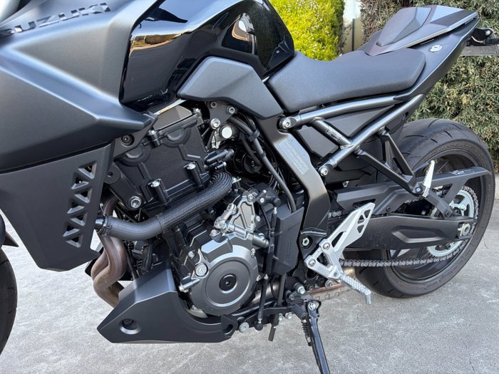 2023 Suzuki GSX-8S Black