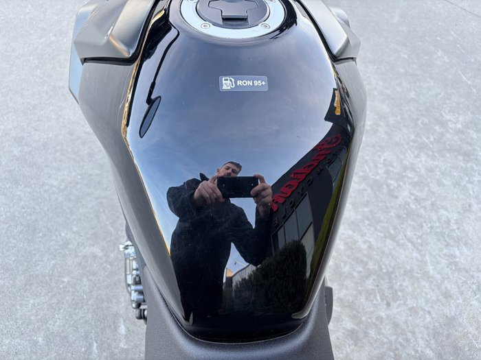 2023 Suzuki GSX-8S Black