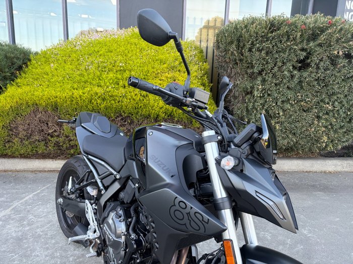 2023 Suzuki GSX-8S Black