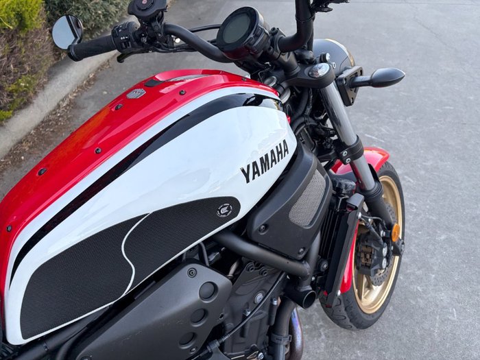 2021 Yamaha XSR700 White
