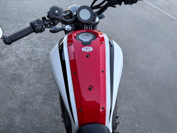 2021 Yamaha XSR700 White