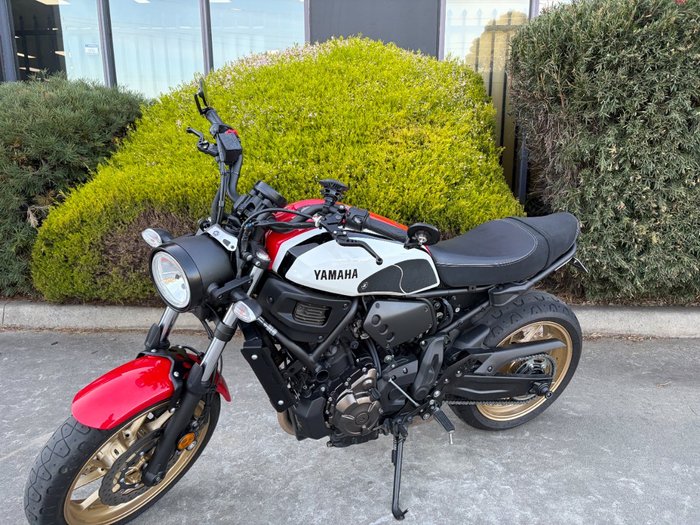 2021 Yamaha XSR700 White