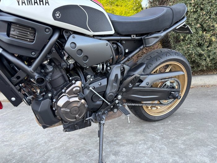2021 Yamaha XSR700 White