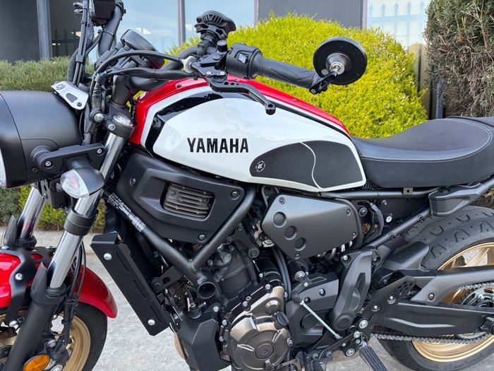 2021 Yamaha XSR700 White