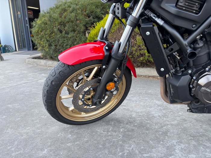 2021 Yamaha XSR700 White