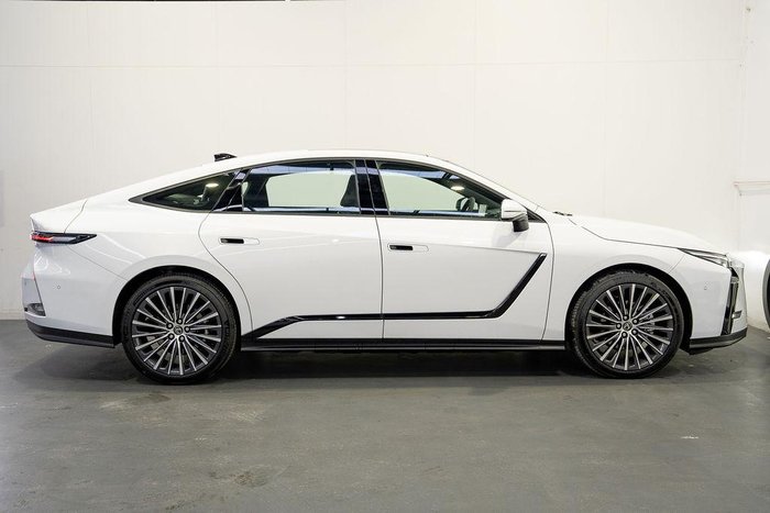 2026 Lexus ES 350e Sports Luxury