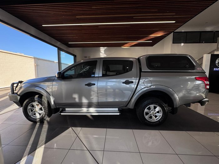 2016 Mitsubishi Triton