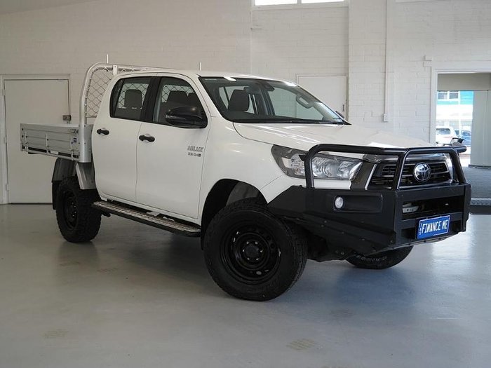 2022 Toyota Hilux SR