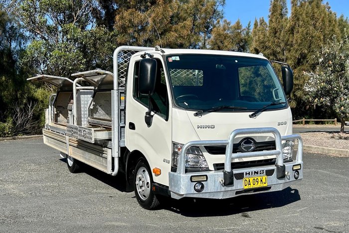 2020 Hino 300 Series