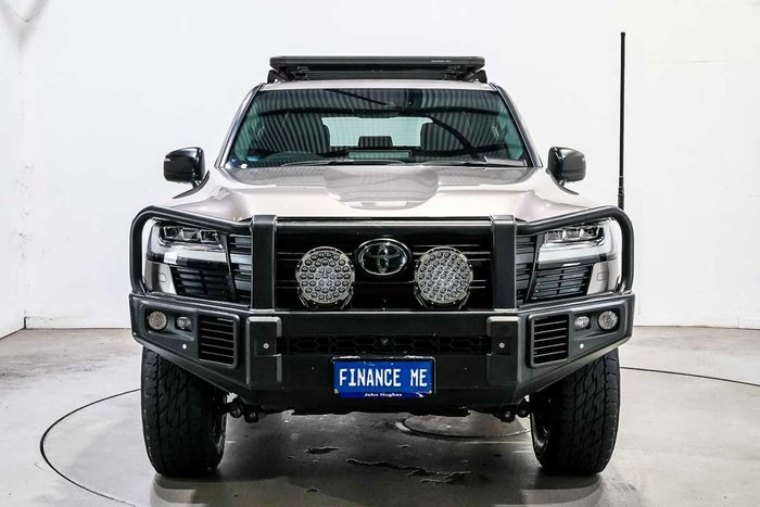 2023 Toyota Landcruiser VX