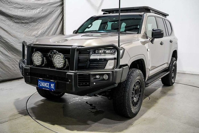 2023 Toyota Landcruiser VX