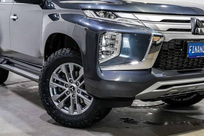 2022 Mitsubishi Pajero Sport GLX