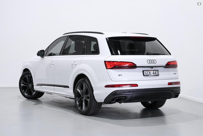 2025 Audi Q7 45 TFSI