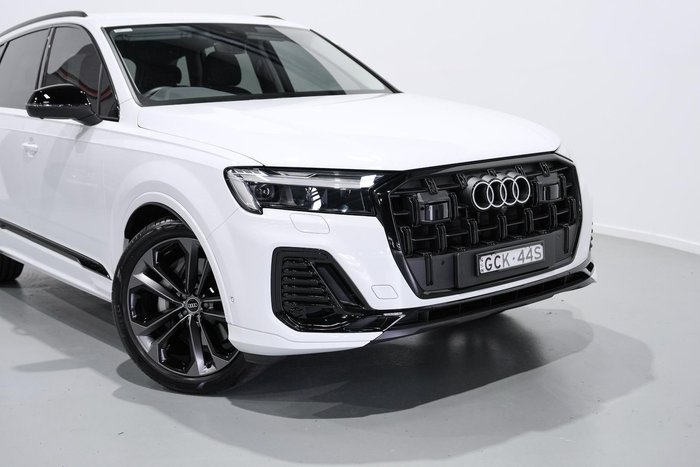 2025 Audi Q7 45 TFSI