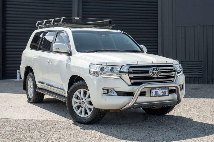 2017 Toyota Landcruiser