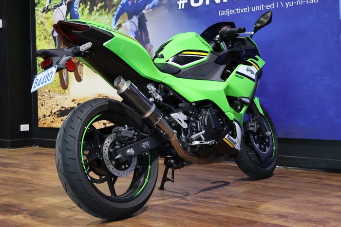 2025 Kawasaki NINJA 500 SE (LAMS) Green