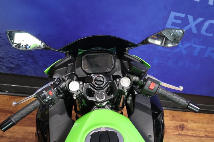 2025 Kawasaki NINJA 500 SE (LAMS) Green