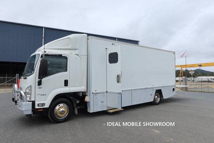 2018 Isuzu F Series