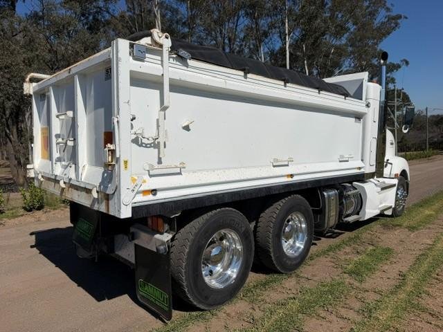 2018 Kenworth T400 Series T409