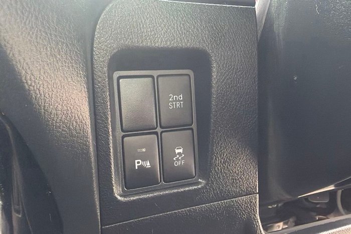 2014 Toyota Landcruiser Prado Altitude
