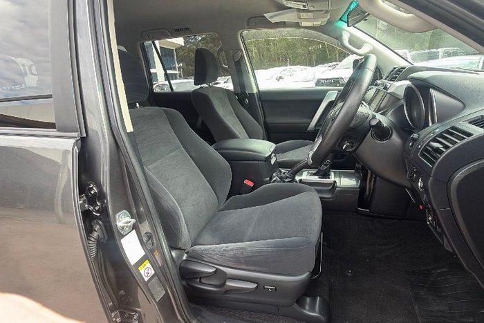 2014 Toyota Landcruiser Prado Altitude