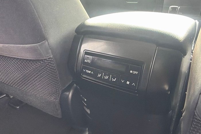 2014 Toyota Landcruiser Prado Altitude