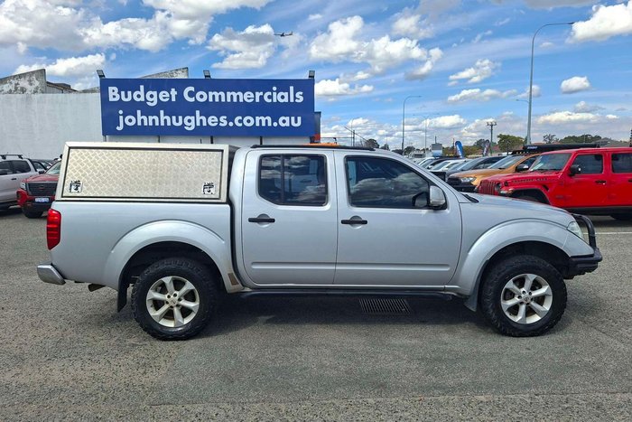 2014 Nissan Navara ST