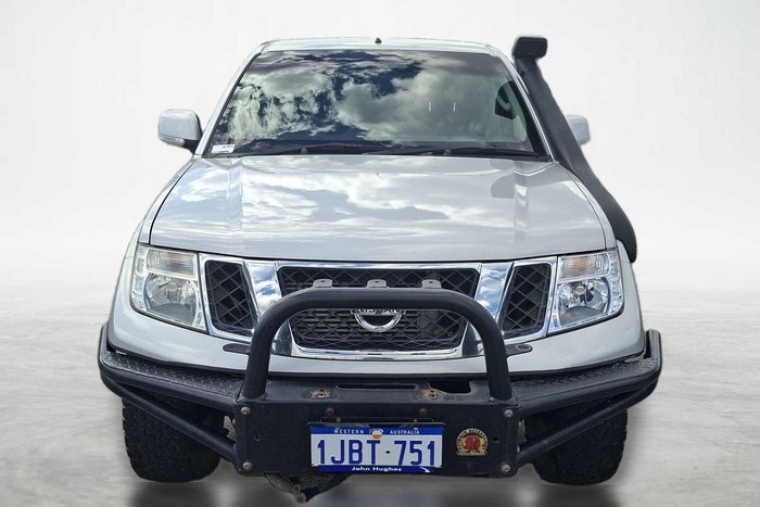 2014 Nissan Navara ST
