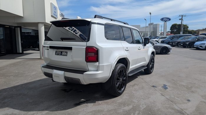 2026 Toyota Landcruiser Prado VX