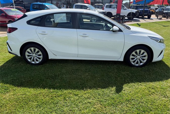 2024 KIA CERATO S SAFETY PACK