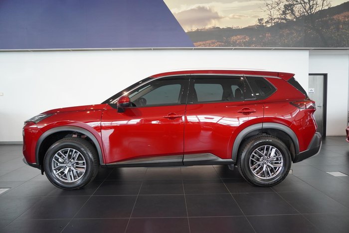 2023 Nissan X-TRAIL ST