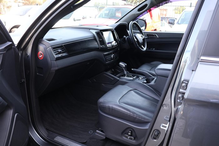 2022 SsangYong Musso 11