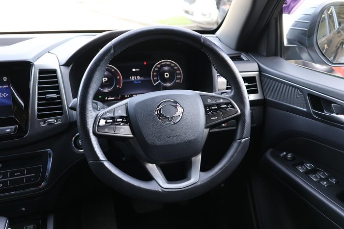 2022 SsangYong Musso 25