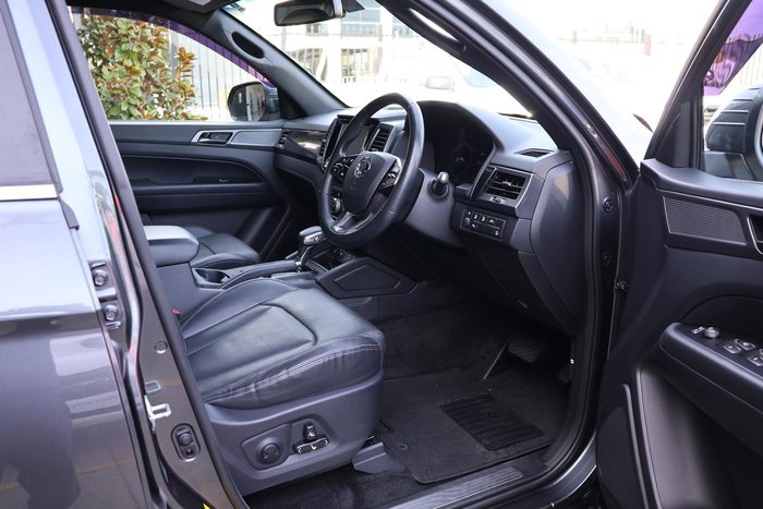 2022 SsangYong Musso 8