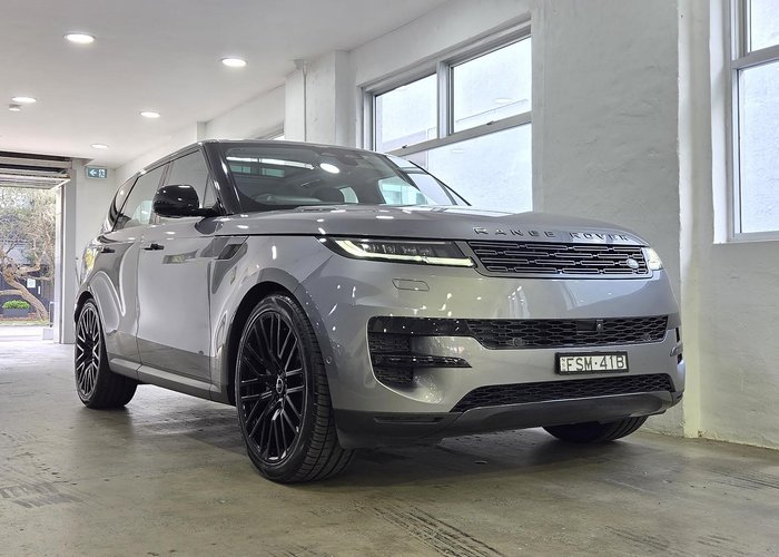 2023 Land Rover Range Rover Sport D250 SE