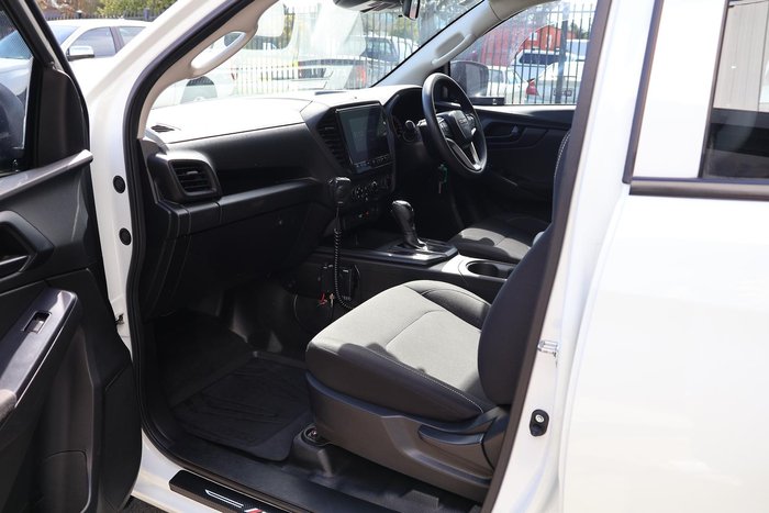 2022 Isuzu D-MAX 11