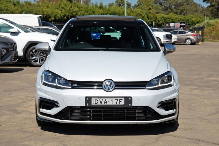 2017 Volkswagen Golf R
