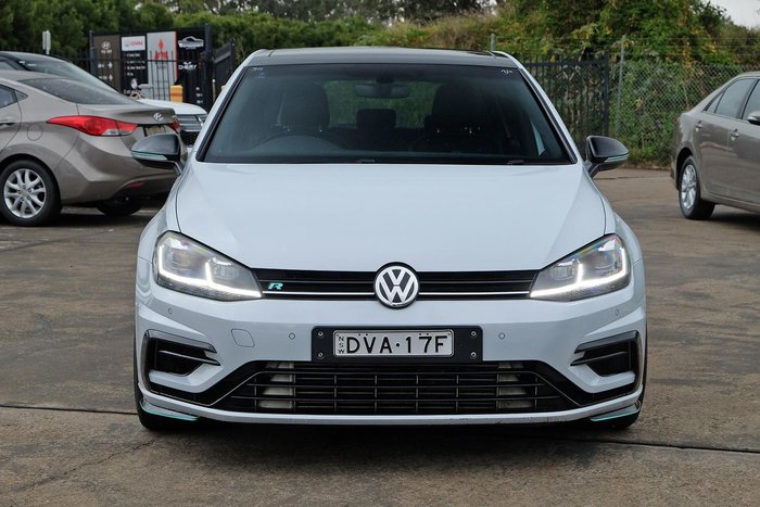 2017 Volkswagen Golf R
