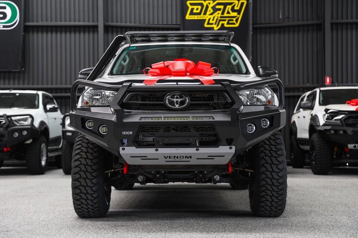 2023 Toyota Hilux SR