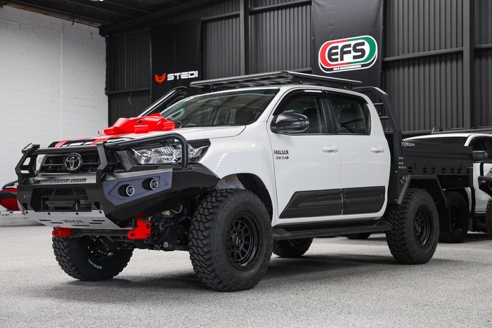 2023 Toyota Hilux SR