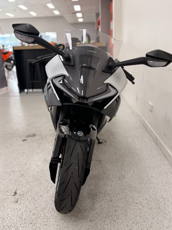 2025 CFMOTO 2025 CF Moto 675CC 675SR-R ABS Road