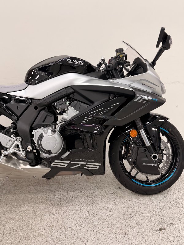 2025 CFMOTO 2025 CF Moto 675CC 675SR-R ABS Road Black