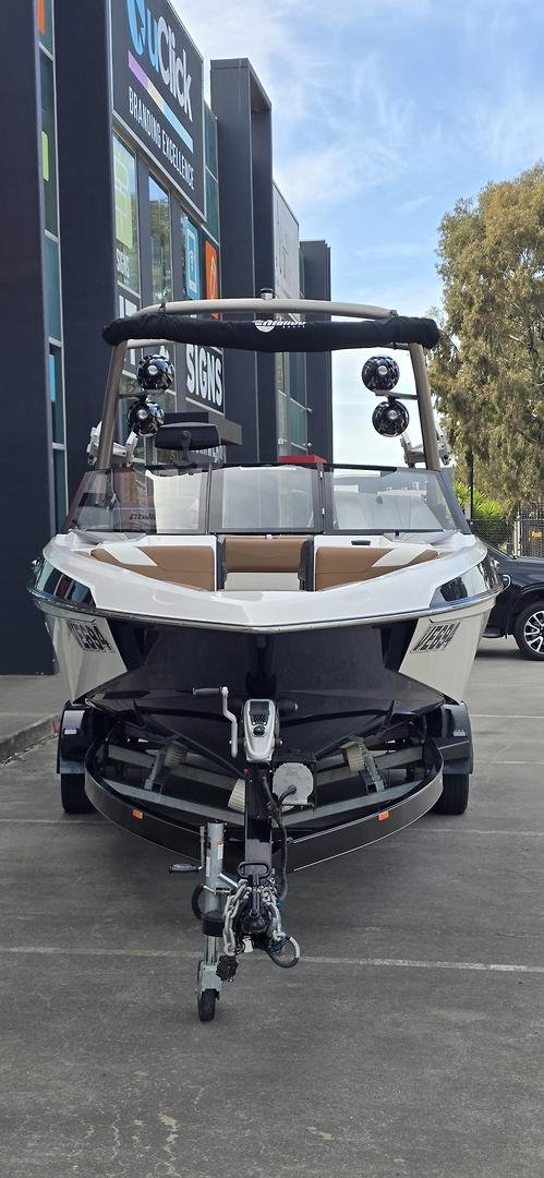 2020 Malibu Wakesetter 22 LSV