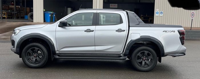 2025 Isuzu D-MAX X-TERRAIN