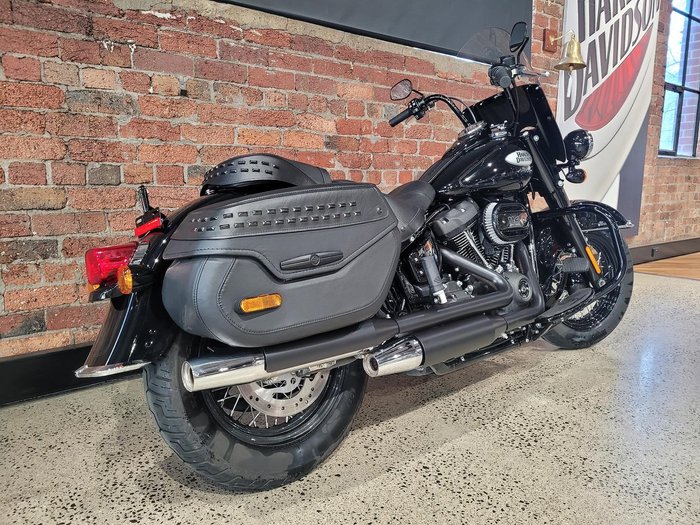 2023 Harley-Davidson Heritage Classic 114 (FLHCS)