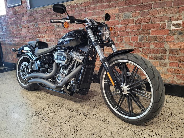 Harley-Davidson Breakout 114 (FXBRS) Softail