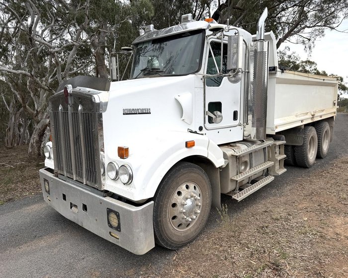 2014 Kenworth T400 Series T409SAR